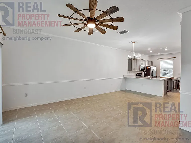 8937 Daybreak St — Photo 11