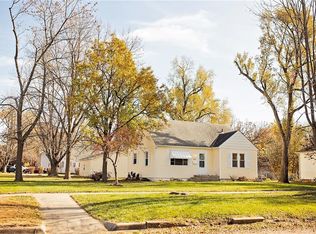 603 S Sycamore St, Ottawa, KS 66067