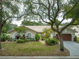 1900 Augusta Ter, Coral Springs, FL 33071