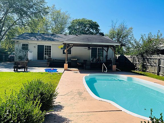 Pool & Gazebo