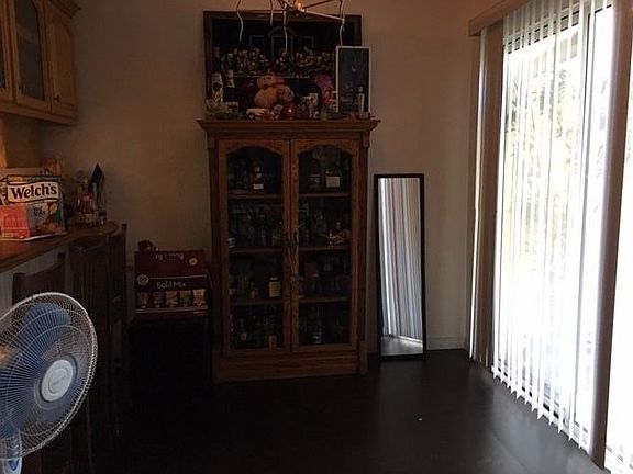 3rd image of 2876 47th St