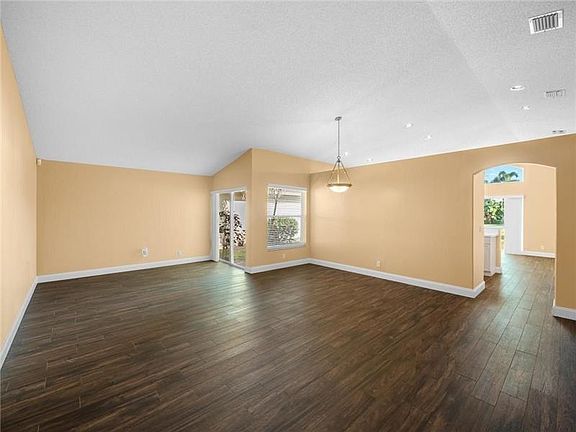 3rd image of 6279 Grand Cypress Cir