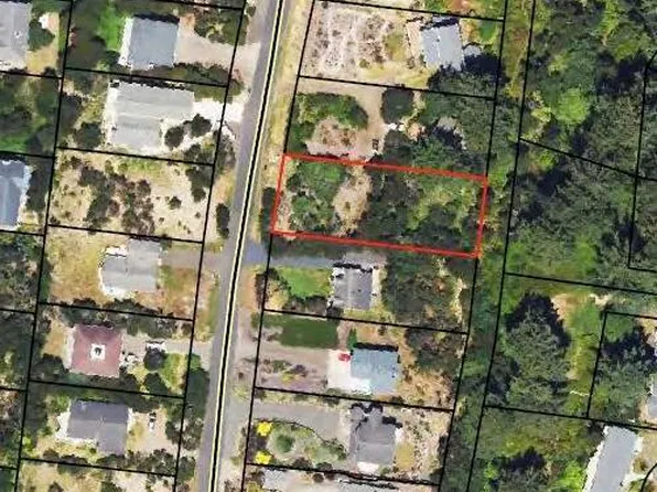 3409 NW Hidden Lake Dr, Waldport, OR 97394