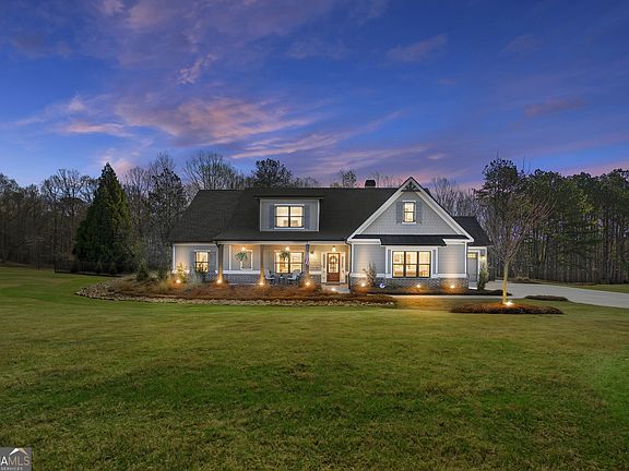 2nd image of 2128 Stonegate Way
