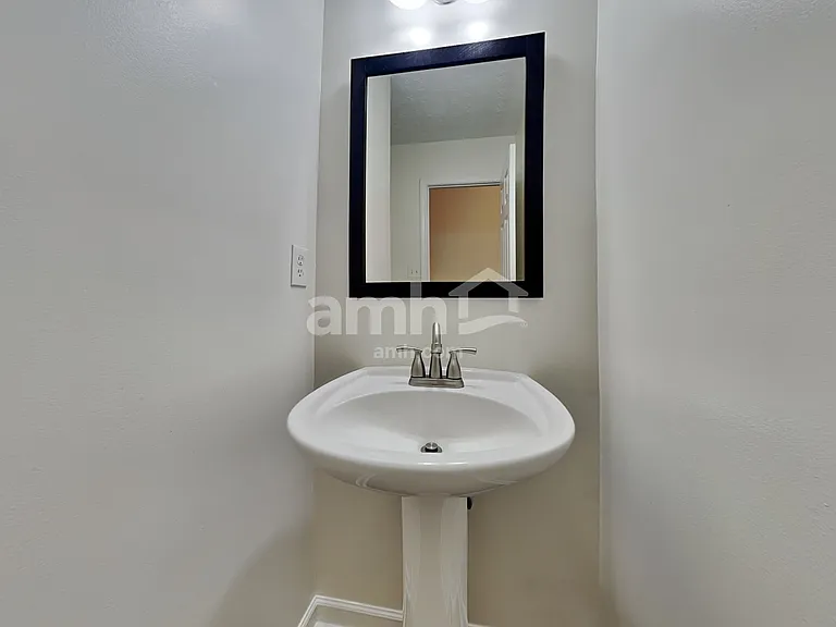 643 Bartow Dr — Photo 21