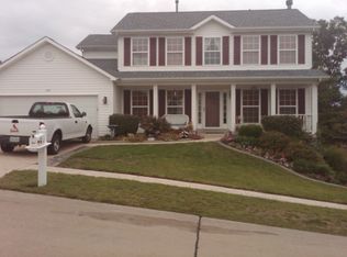 405 Keystone Dr, Fenton, MO 63026