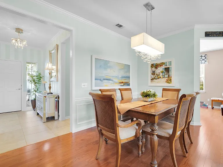 17 Thomas Bee Dr — Photo 10