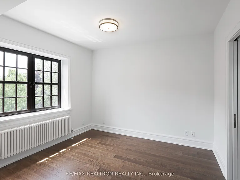 2 Clarendon Ave #206 — Photo 10