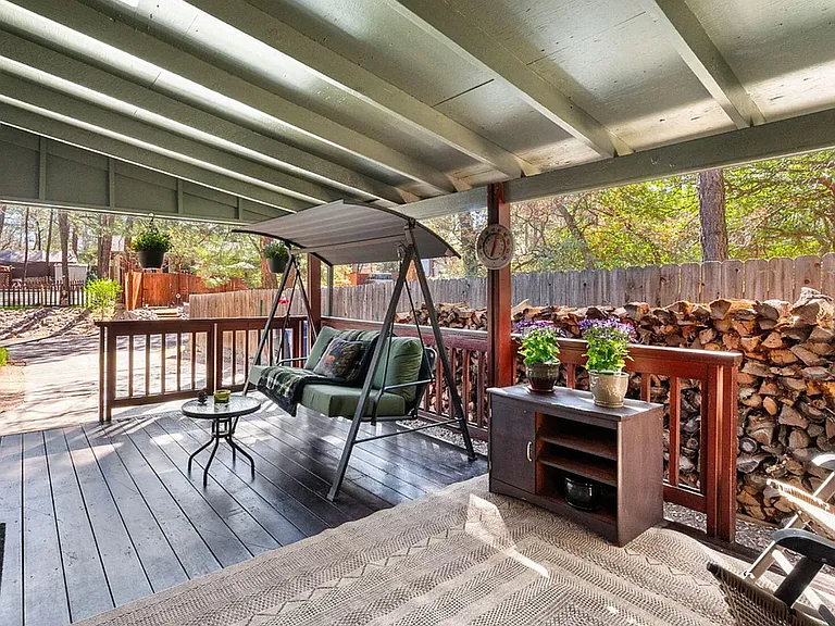 708 Seri Dr — Photo 8