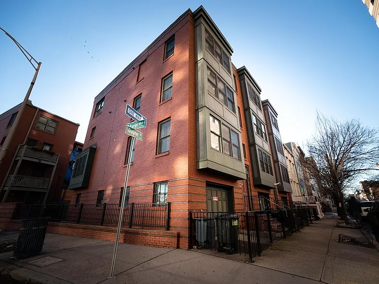 3 Wayne St #2 — Photo 1