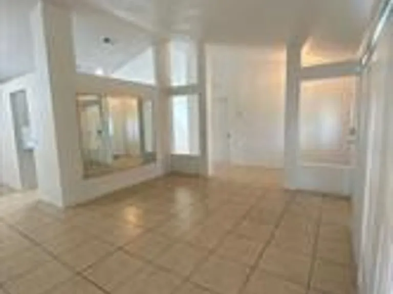 1551 Ortega Ave — Photo 9