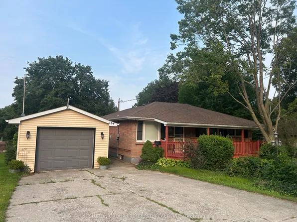 164 McKeand St, Ingersoll, ON N5C 3H9