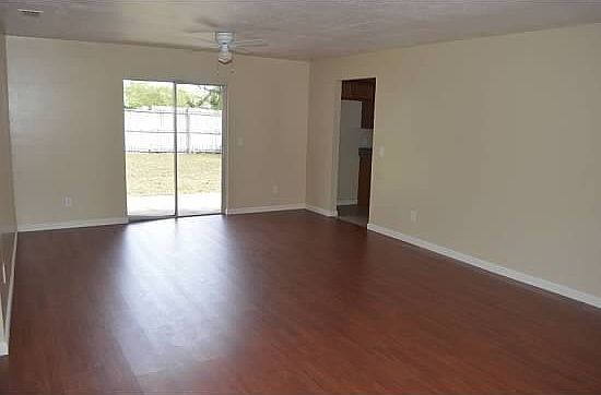 2nd image of 2082 San Jose Blvd
