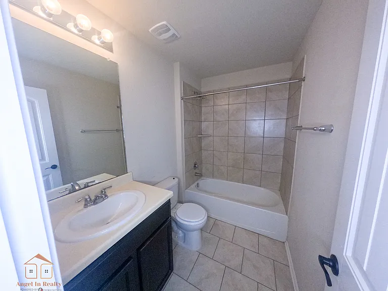 6915 Quantum Loop — Photo 18