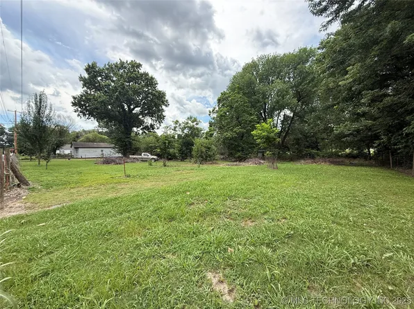 817 N N St #M, Muskogee, OK 74403