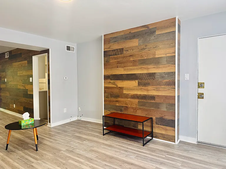 5737 Hobart St #5 — Photo 29