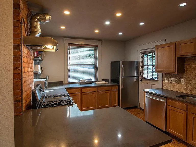 3484 Vine St #2 — Photo 6