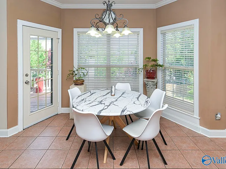 4409 Hampton Ridge Dr SE — Photo 17