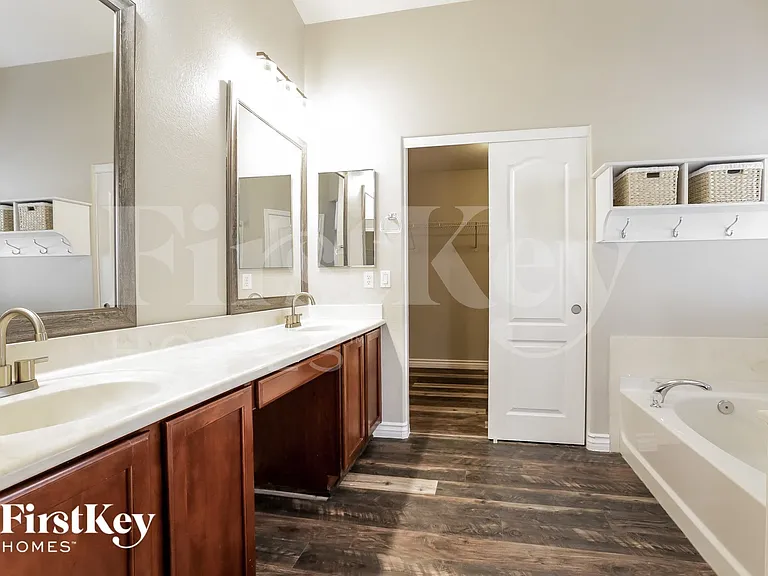 324 Sierra Breeze Ave — Photo 10