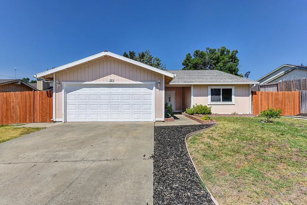 7087 Canevalley Cir photo 1