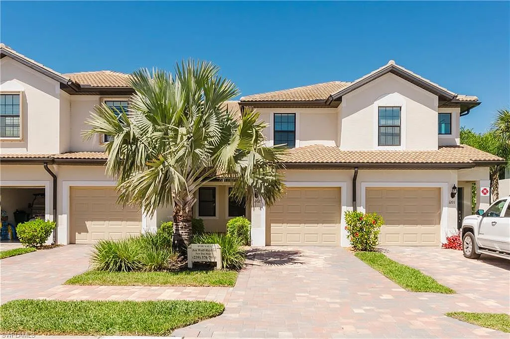 2 bed, 2.0 bath, 1538 sqft, $4,995 — Photo 1