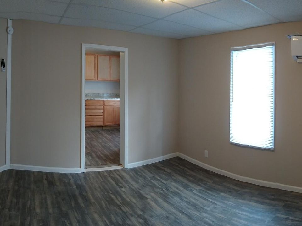 810 1/2 Lamont St Johnson City TN Zillow Apartments for Rent in