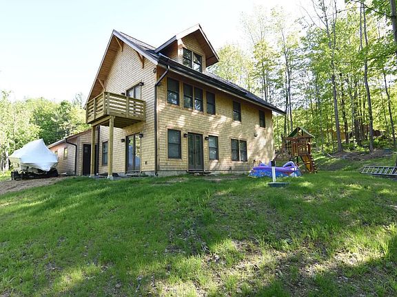 5th image of 96 White Birch Drive #2