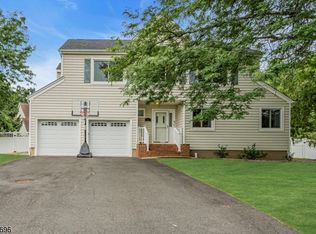 1 Gulick Ct, Hillsborough, NJ 08844