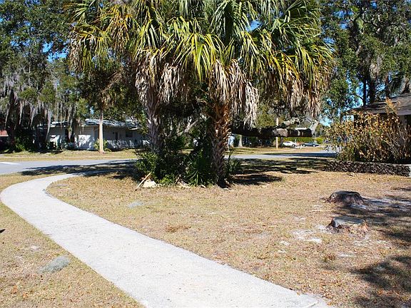 2nd image of 2071 Canal Rd