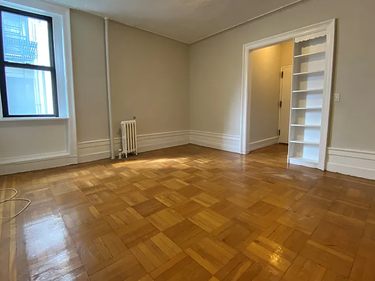 711 Ocean Ave #CH — Photo 3