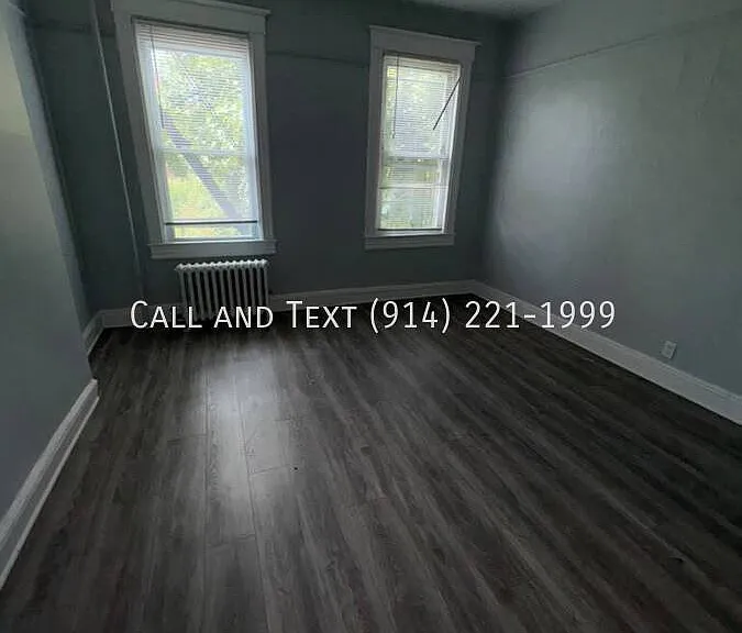 127 Stanley Ave — Photo 4