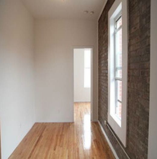 1st image of 42 King St