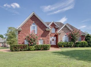 621 Lee Rd, Lebanon, TN 37087