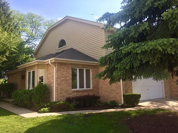 2nd image of 1526 Brittany Ct #1526