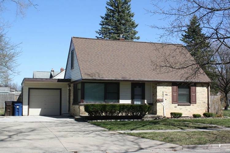 1st image of 3106 Kentwood Dr