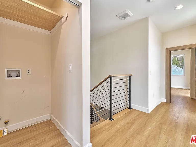 823 Lorraine Blvd — Photo 15