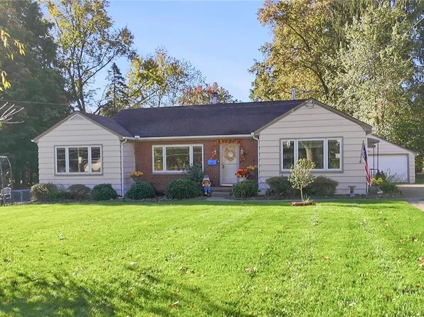 412 Church St, Doylestown, OH 44230