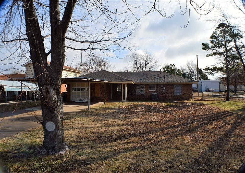 1st image of 2944 Hillcrest Ave