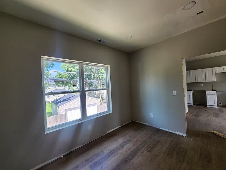 2832 Winthrop Ave #B — Photo 6