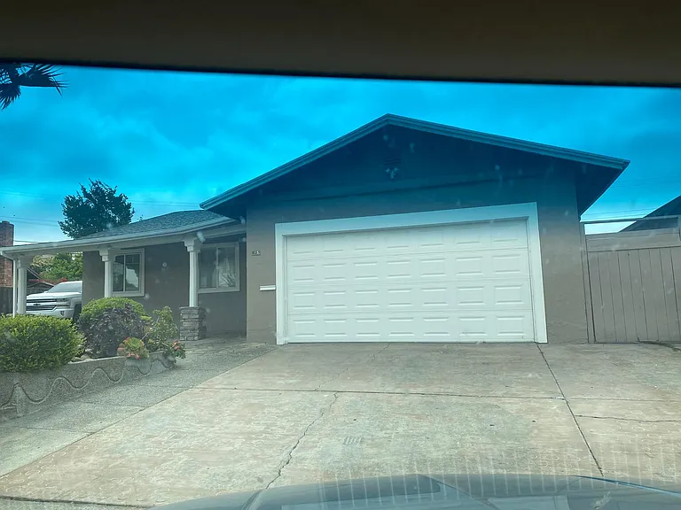 115 Cortland Cir #1 — Photo 37