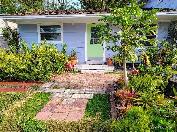 5405 12th Ave S, Gulfport, FL 33707