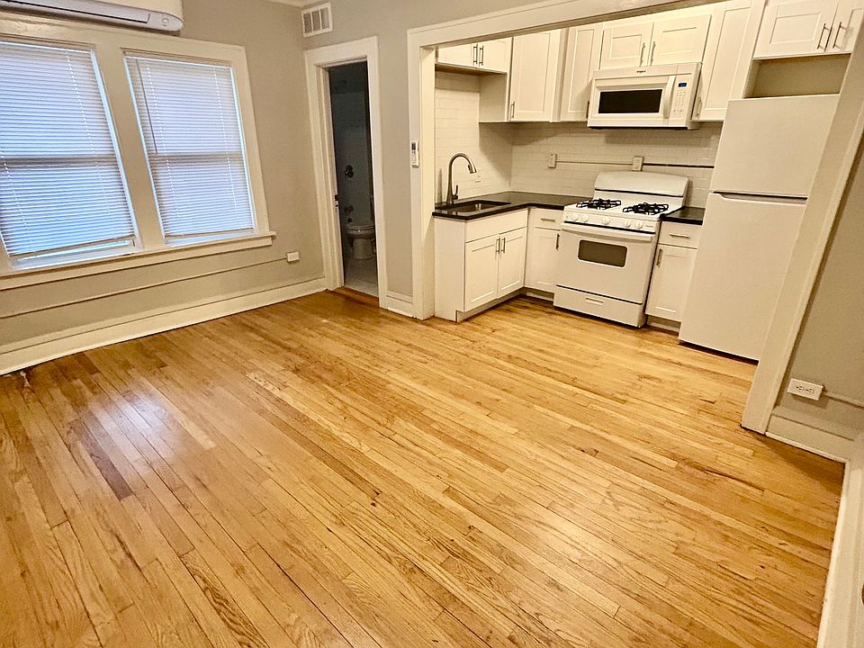 1st image of 2004 Elmwood Ave #4