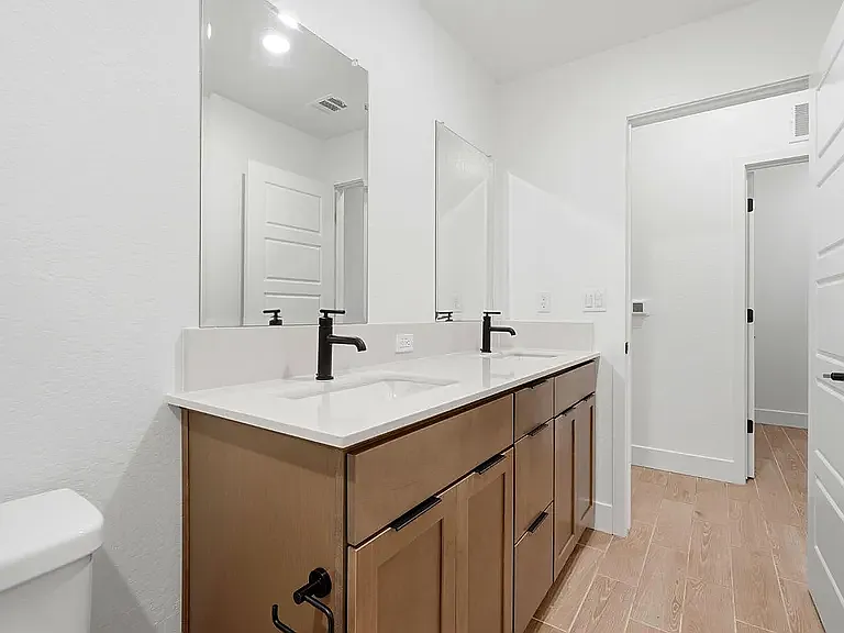 1491 N Mustang Dr — Photo 11