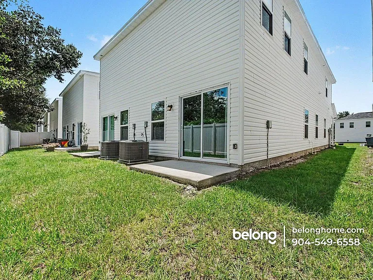 8121 Cheryl Ann Ln — Photo 2