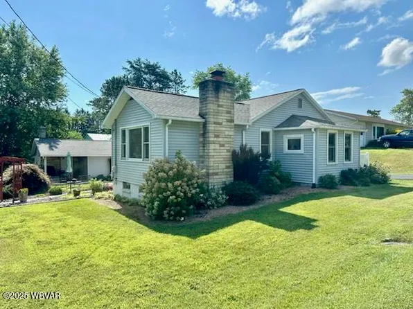 2240 Fox St, Williamsport, PA 17701