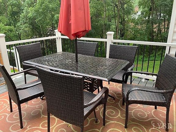 4th image of 412 Quail Hollow Dr