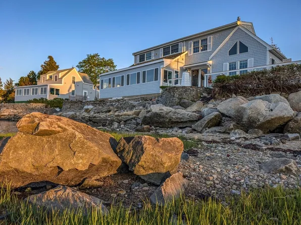 24 Holmes Ave, Kingston, MA 02364