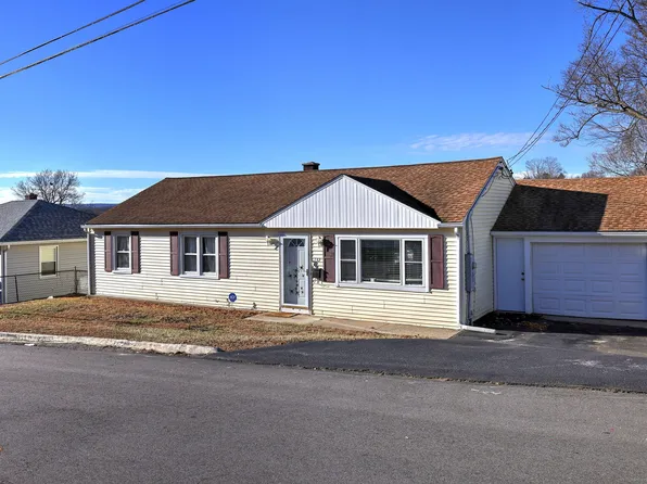 132 Norton Street, Waterbury, CT 06708