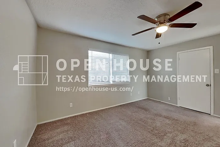 6915 Renfro Dr — Photo 9