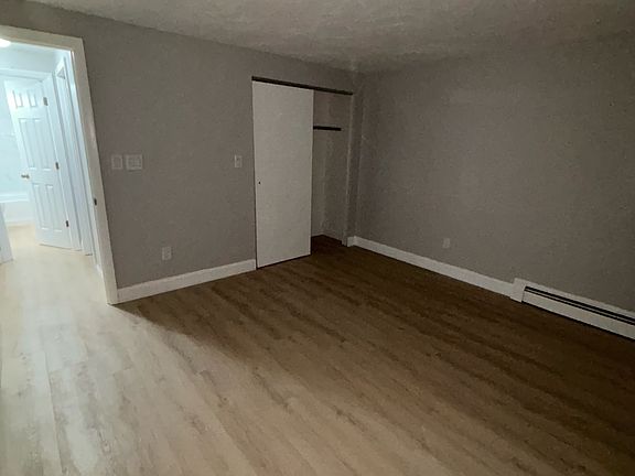 5th image of 351 Hildreth St APT 23